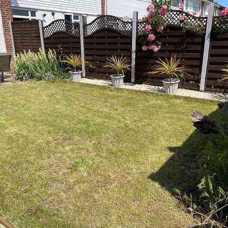 Contractor Accommodation Near Heathrow, Windsor Minutes From M4 Slough Exterior foto